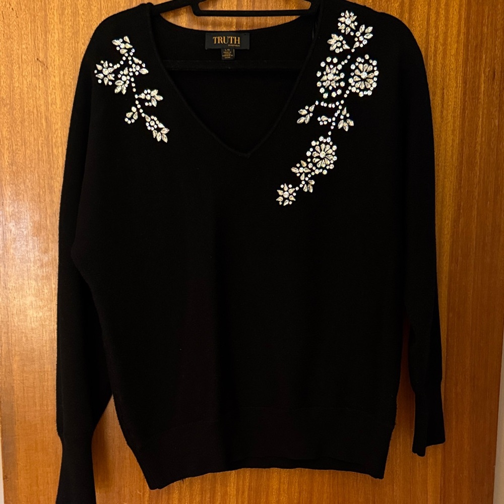 Truth by Republic Women's Black V-Neck Sweater with Floral Details